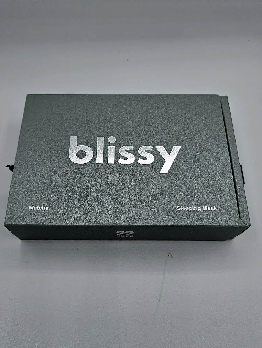 Blissy Mulberry Silk Sleep Mask in Matcha